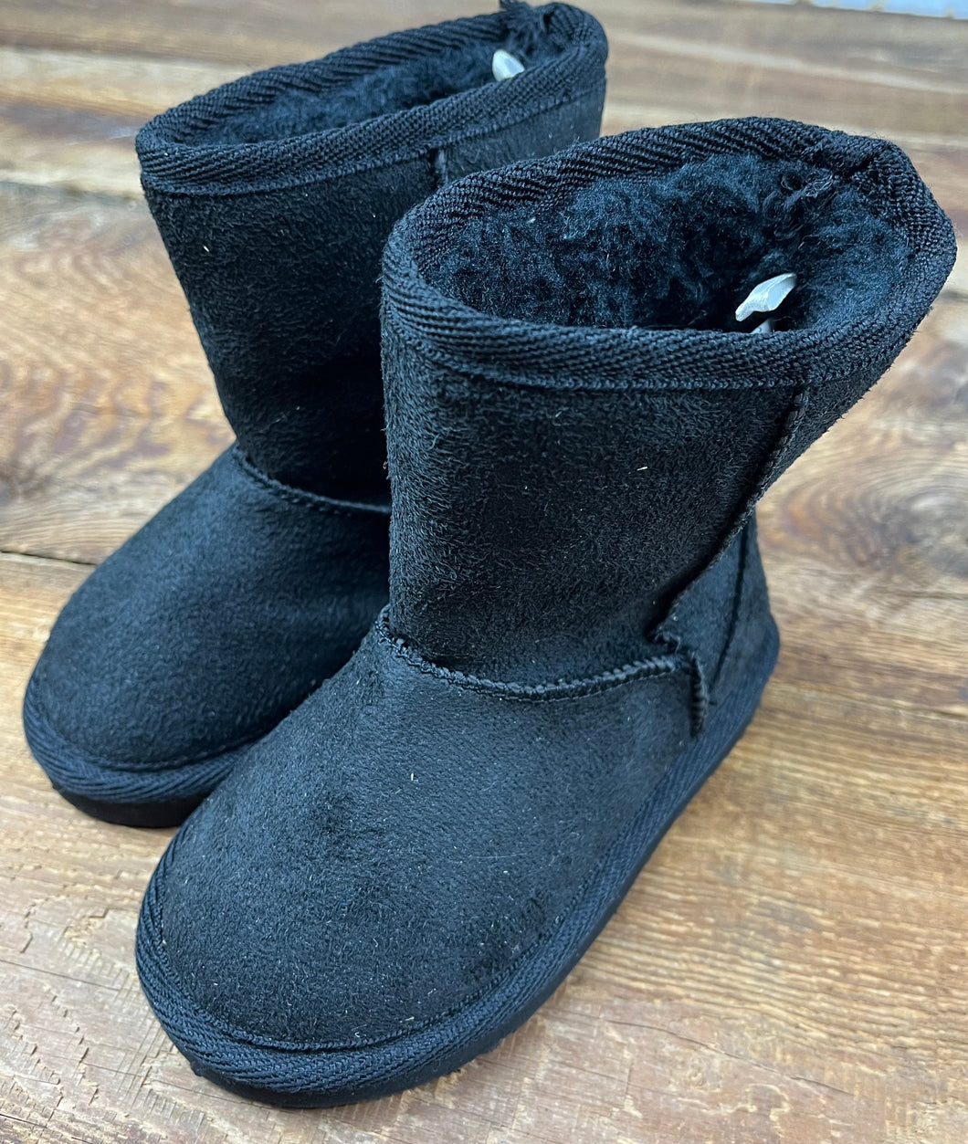 Size 6T Fur Insulated Suede Boots