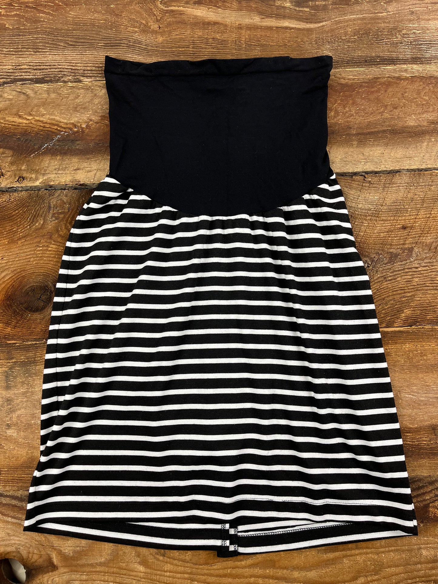 Motherhood size Large Striped Midi Skirt