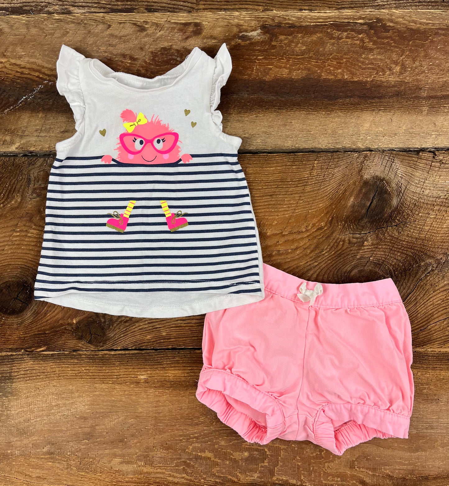 Carter’s 3M Short Outfit