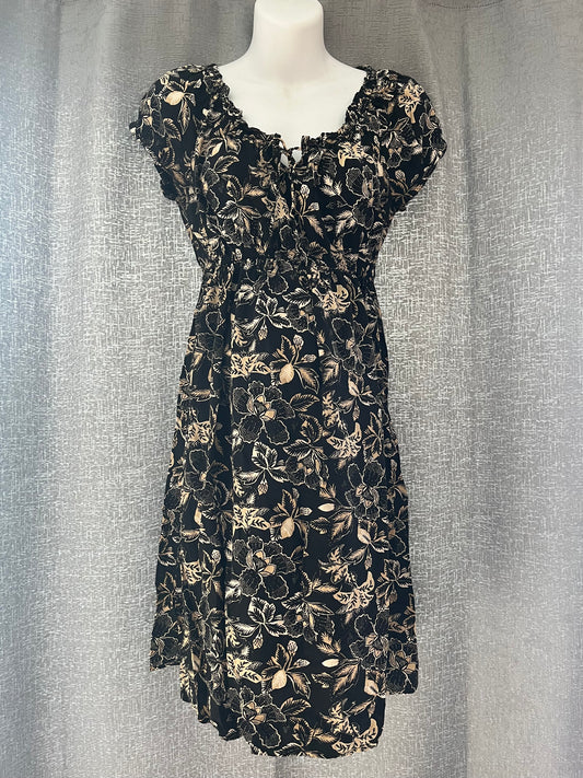 Old Navy Maternity Small Nursing Dress