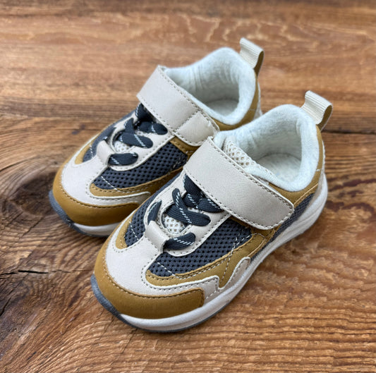 Zara 5.5T Shoe