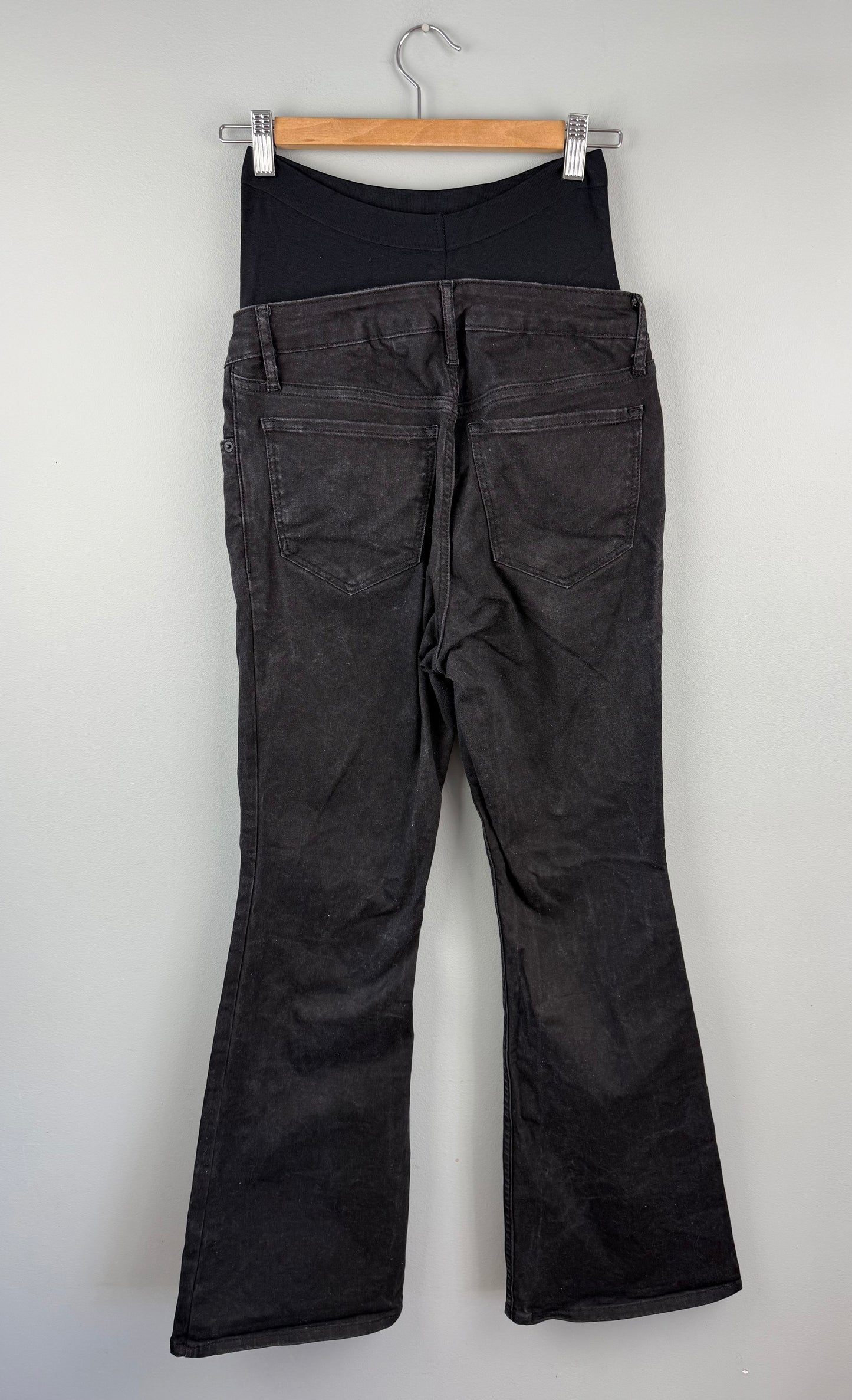 Old Navy Maternity 8-12 Flared Jean