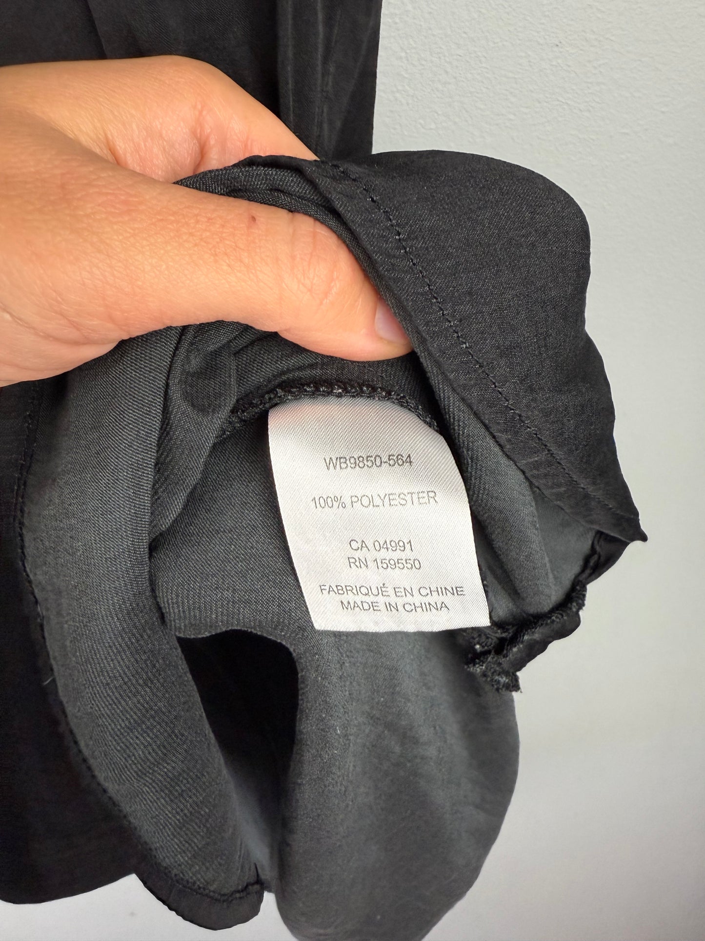 Carolina Belle Women’s Medium Blouse