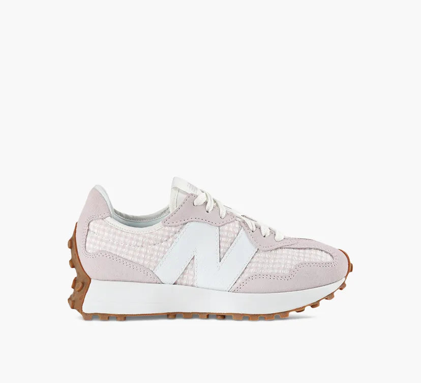 New Balance Women's 8 Running Shoe