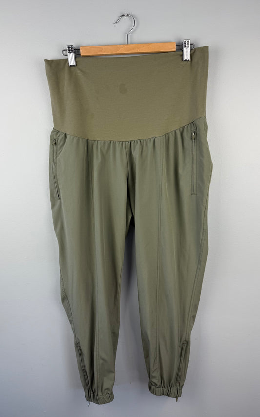 Old Navy Maternity Large Stretchtech Joggers
