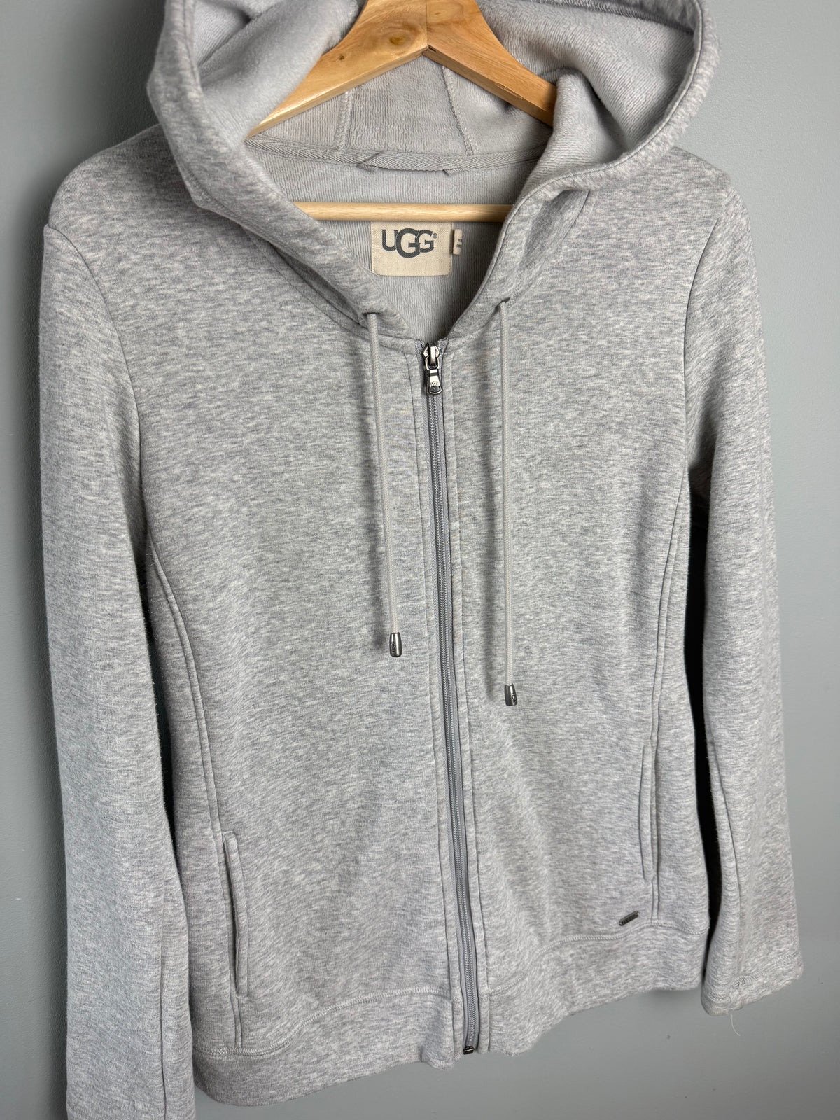 UGG Women’s Medium Zip up Hoodie