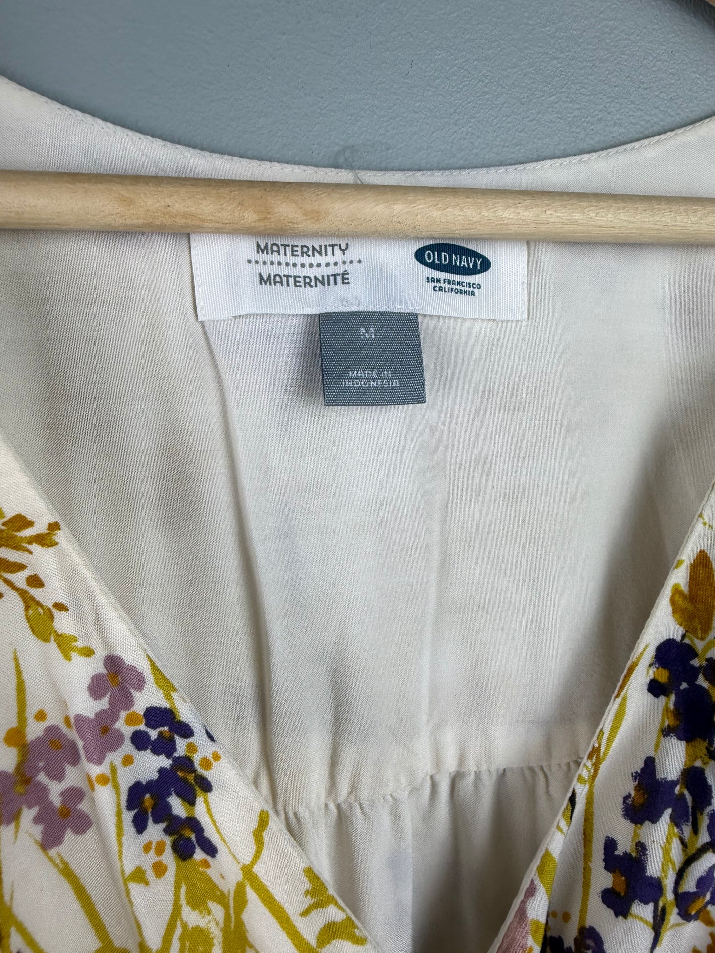 Old Navy Maternity Medium Maxi Dress