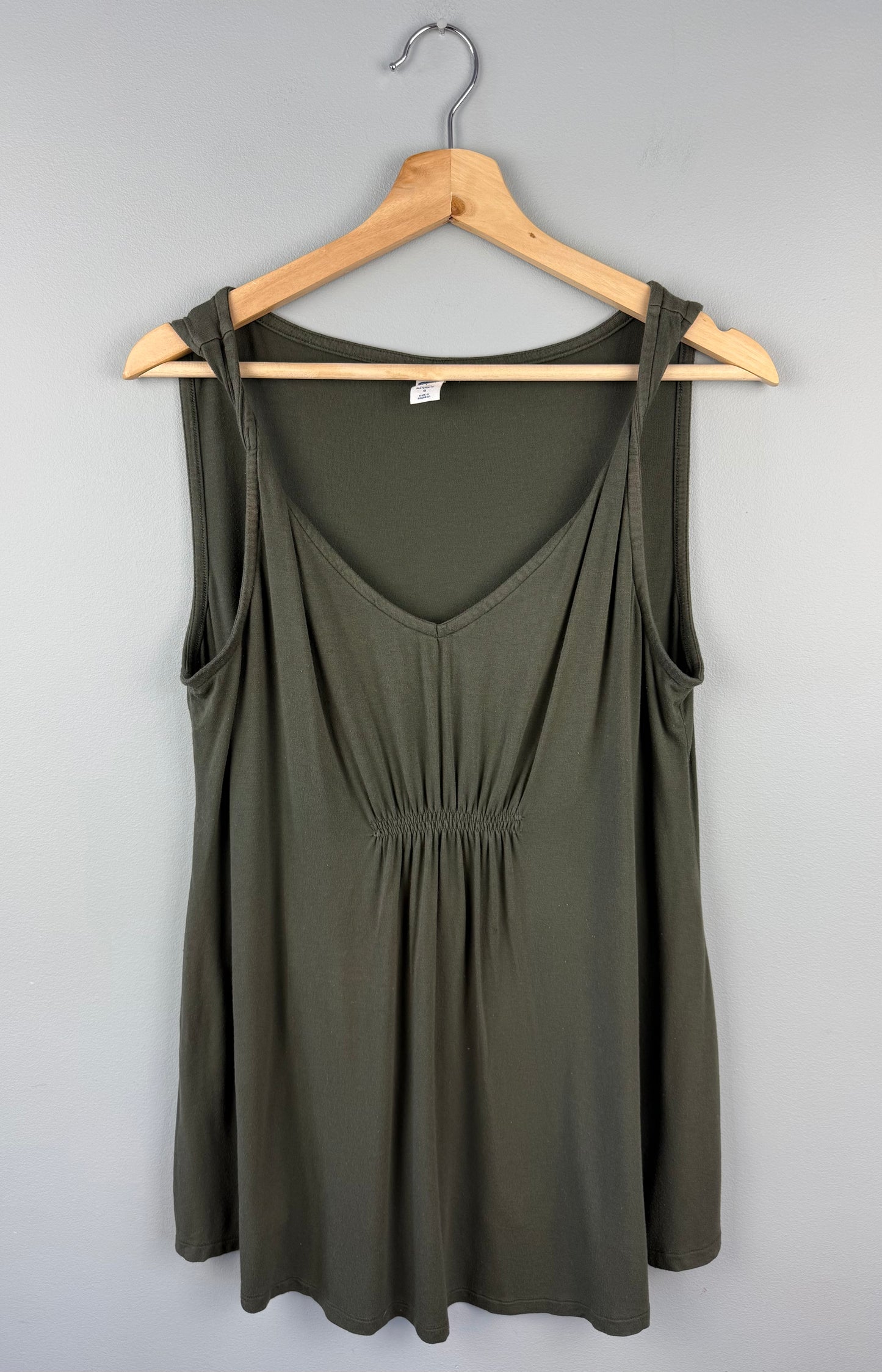 Old Navy Maternity Large Tank