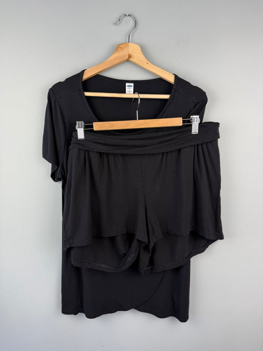 Old Navy Maternity Large Set