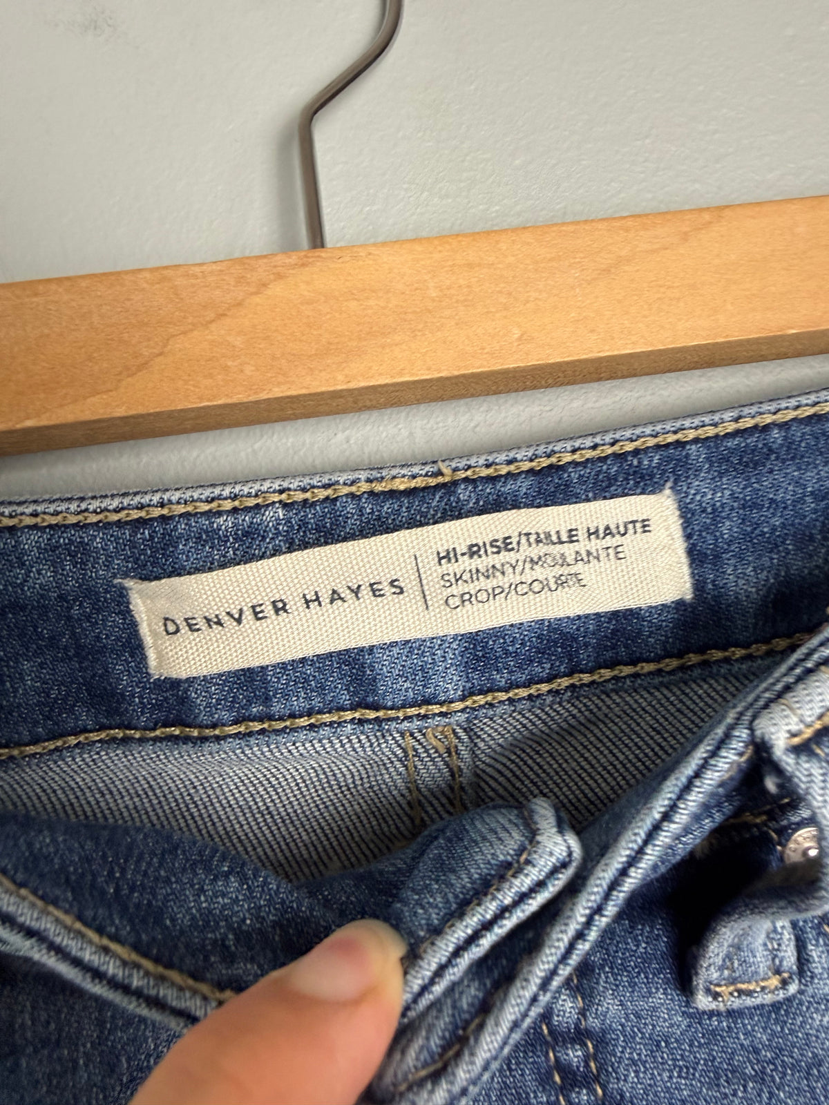 Denver Hayes Women's 10 Hi-Rise Skinny Crop Jean