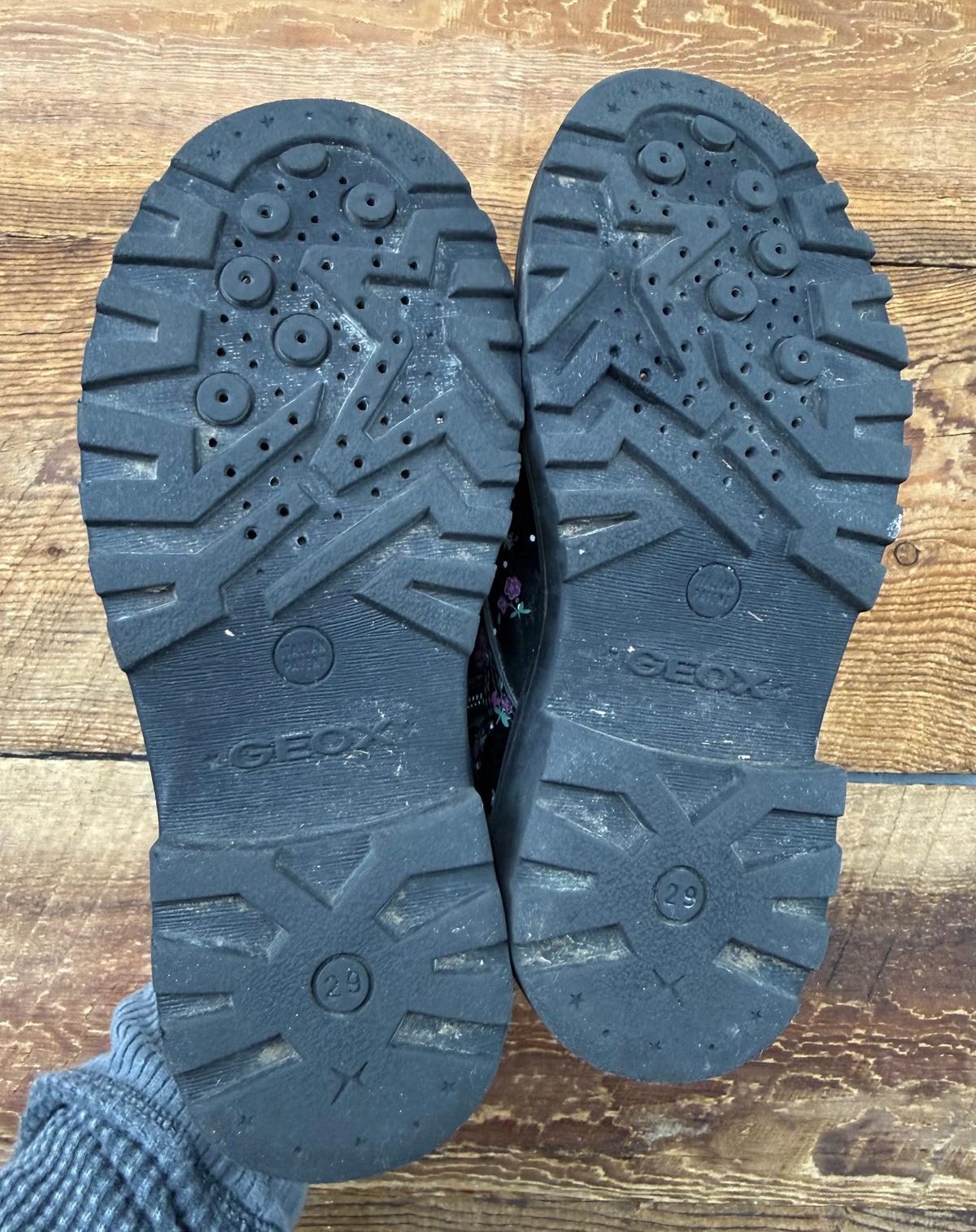Geox 29 (11C) Floral Combat Boot