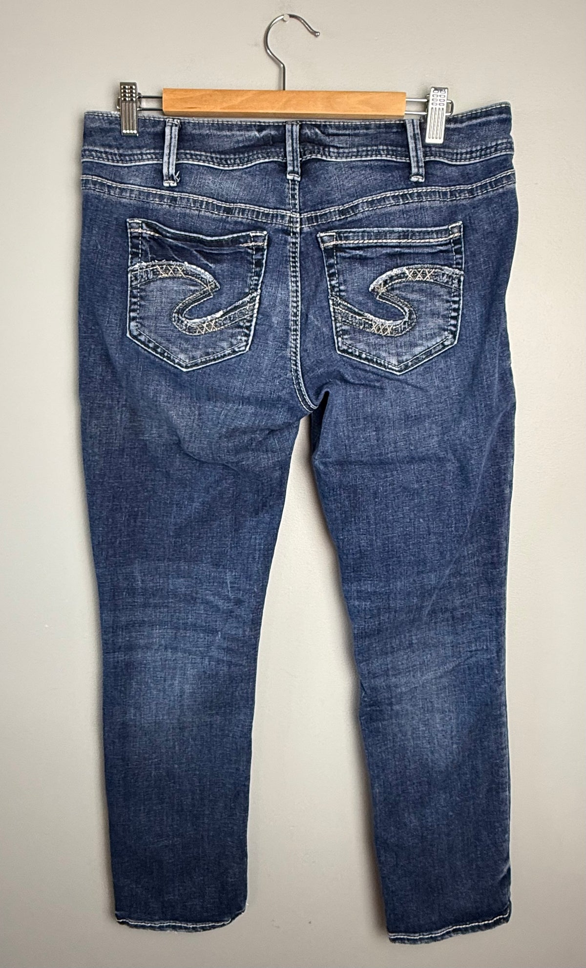 Silver Jeans Women’s W31/L30 Elyse Straight Jean