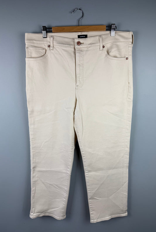 Express Women’s 16s Modern Straight High Rise Jean