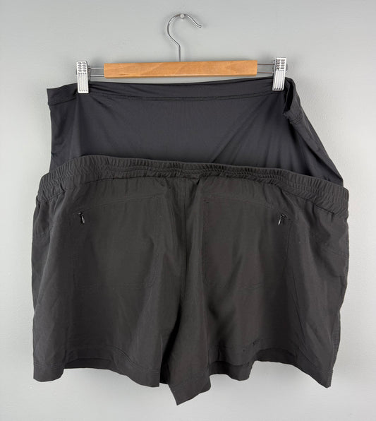 Thyme Maternity XXL Short