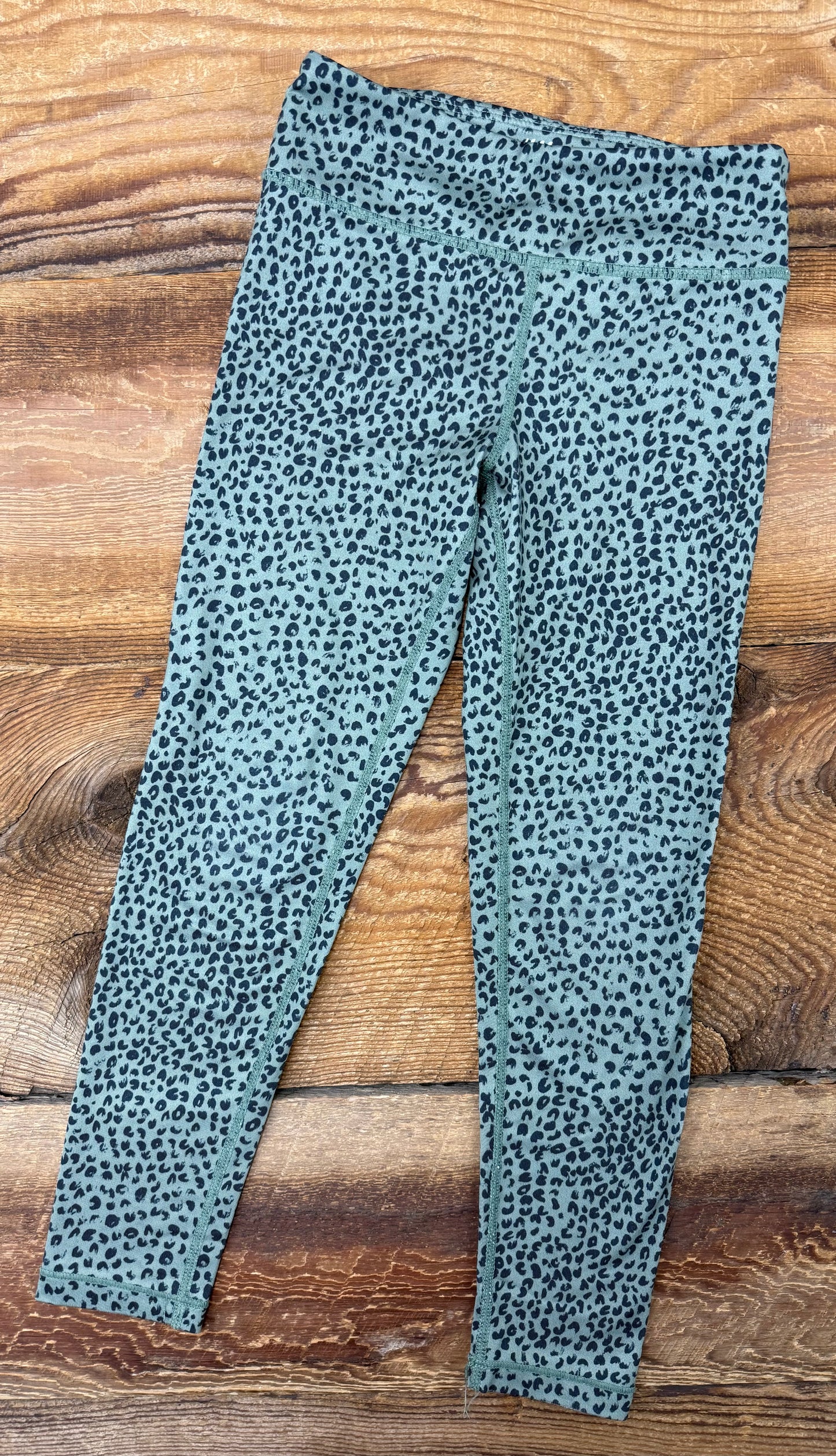 H&M 5T/6 Leopard Sport Legging