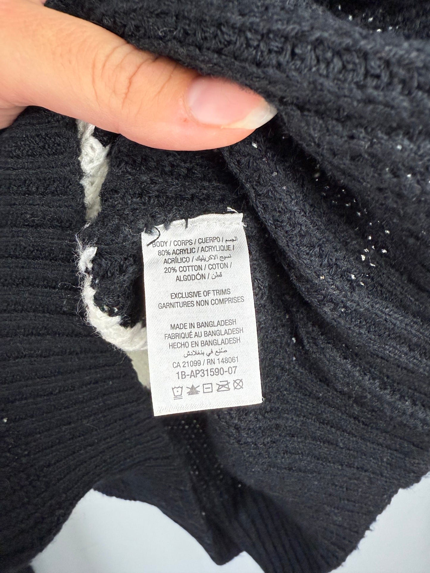 Ardene Women’s Large Knit Sweater