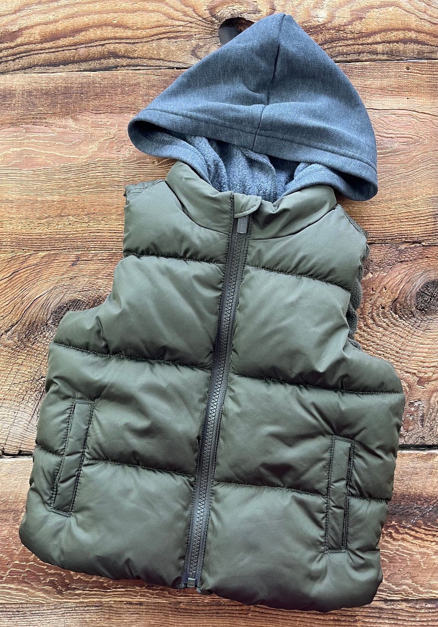 Old Navy 3T Lined Puffer Vest