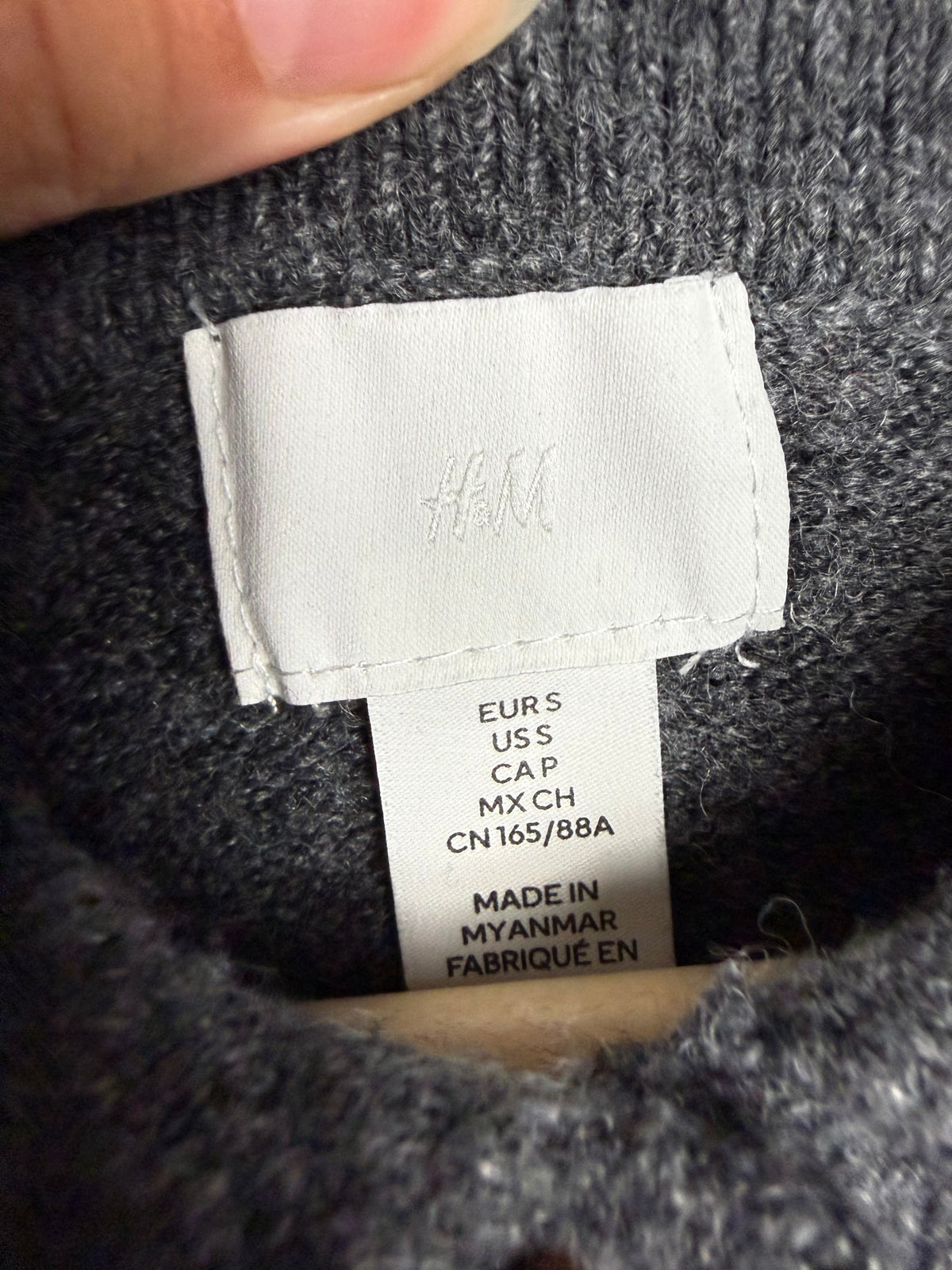 H&M Women’s Small Argyle Cardigan