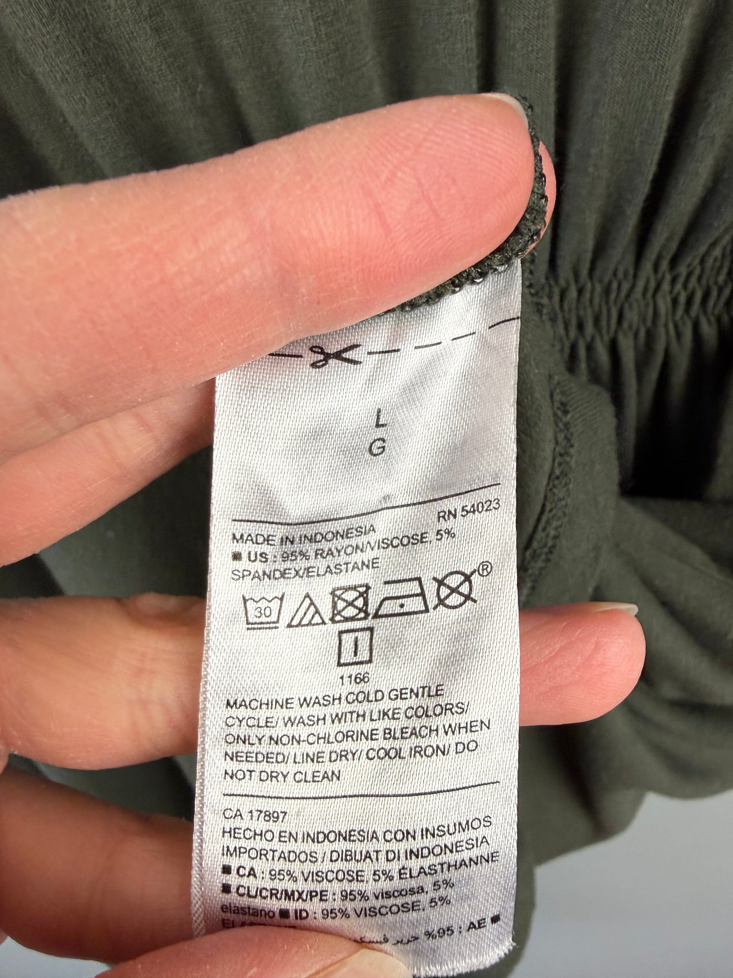 Old Navy Maternity Large Tank