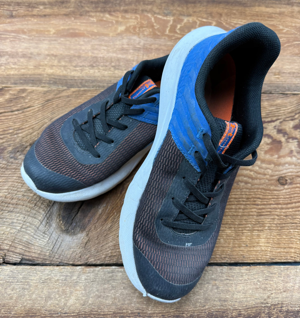 Under Armour 3Y Running Shoe