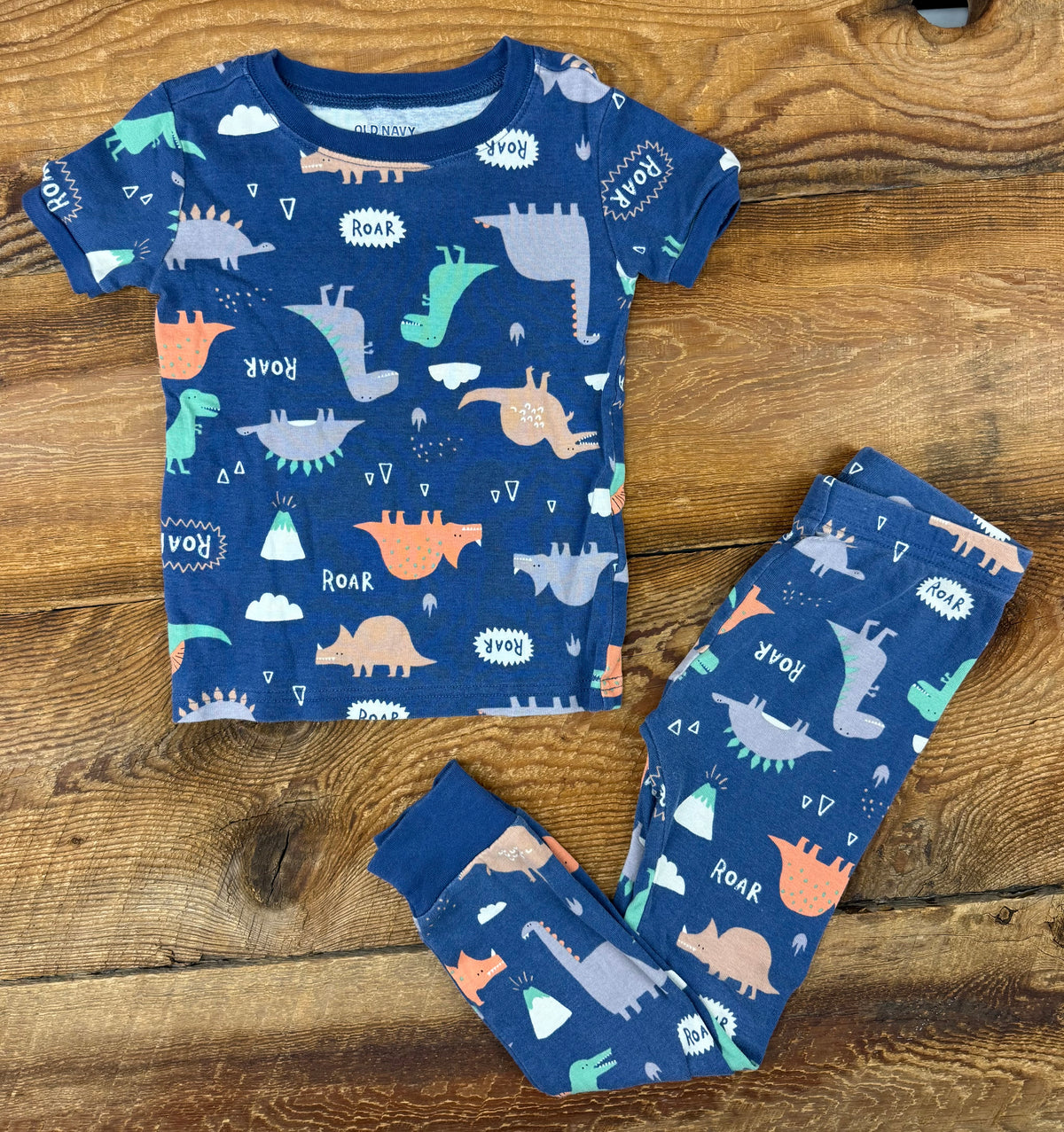 Old Navy 5T Dino Pajamas