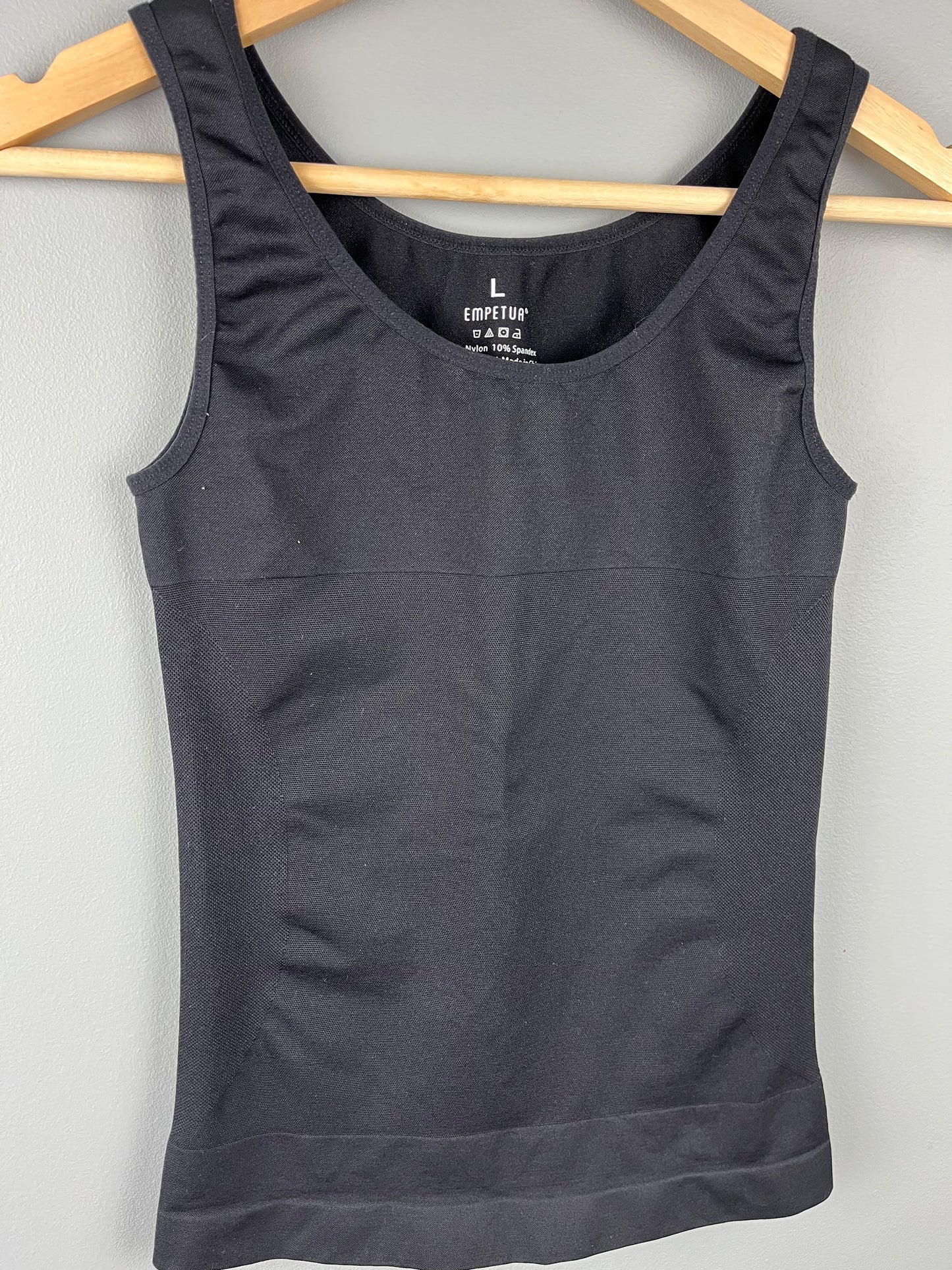 Empetua Women’s Large Shapewear Tank