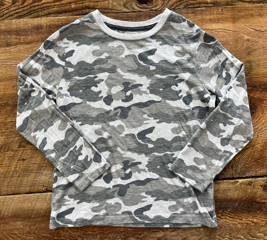 Old Navy Medium (8) Camo Shirt