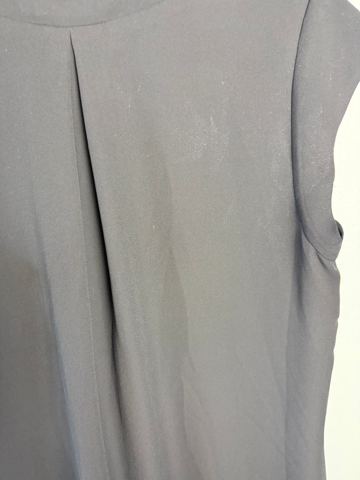 Reitman's Women's Medium V-neck Dress