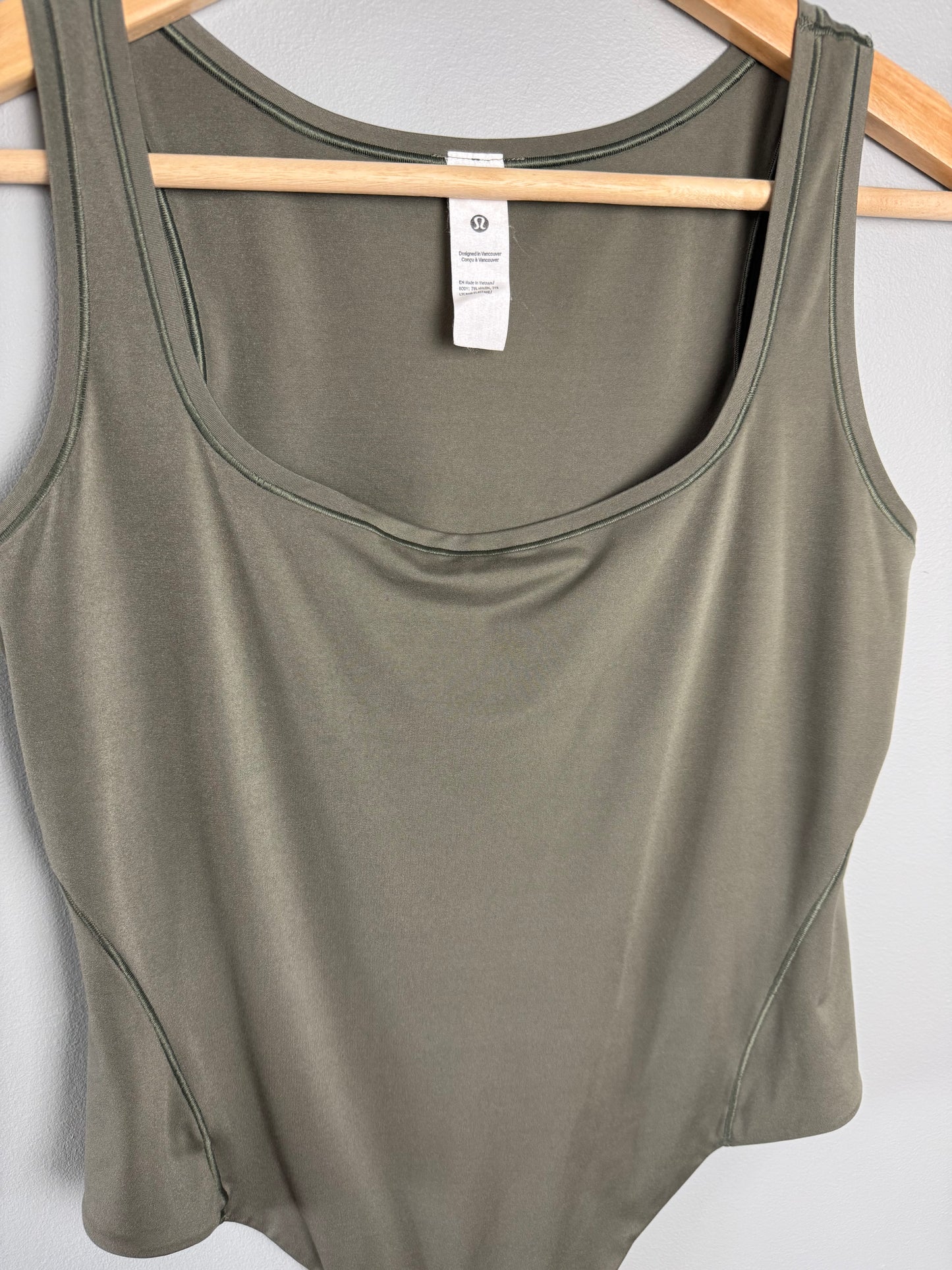 Lululemon Women’s Medium Bodysuit