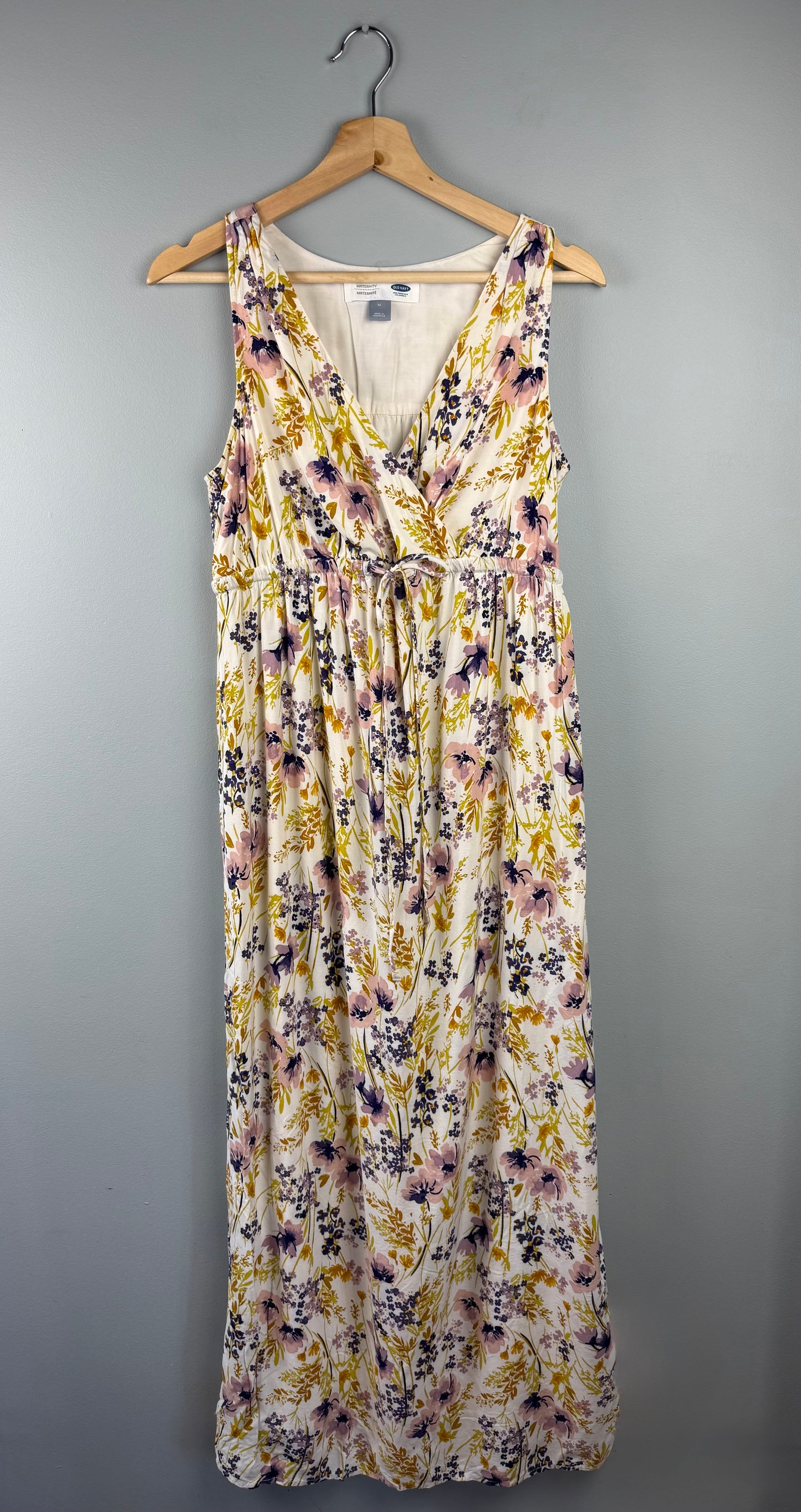 Old Navy Maternity Medium Maxi Dress