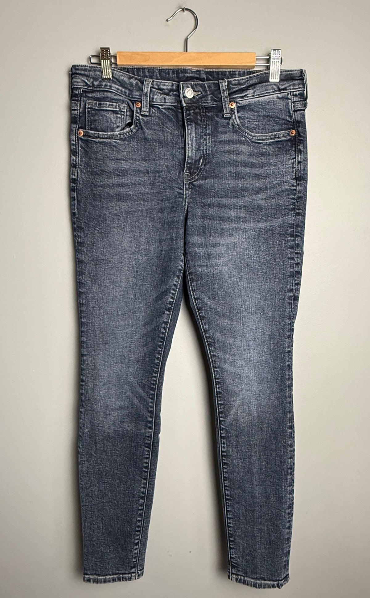 &Denim Women’s 10 Skinny Mid Rise Jean