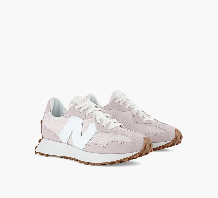 New Balance Women's 8 Running Shoe