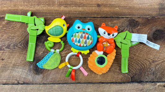Infantino Musical Travel Bar