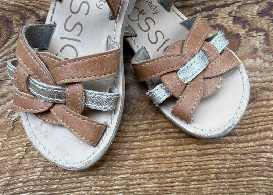 6C Classic Sandals