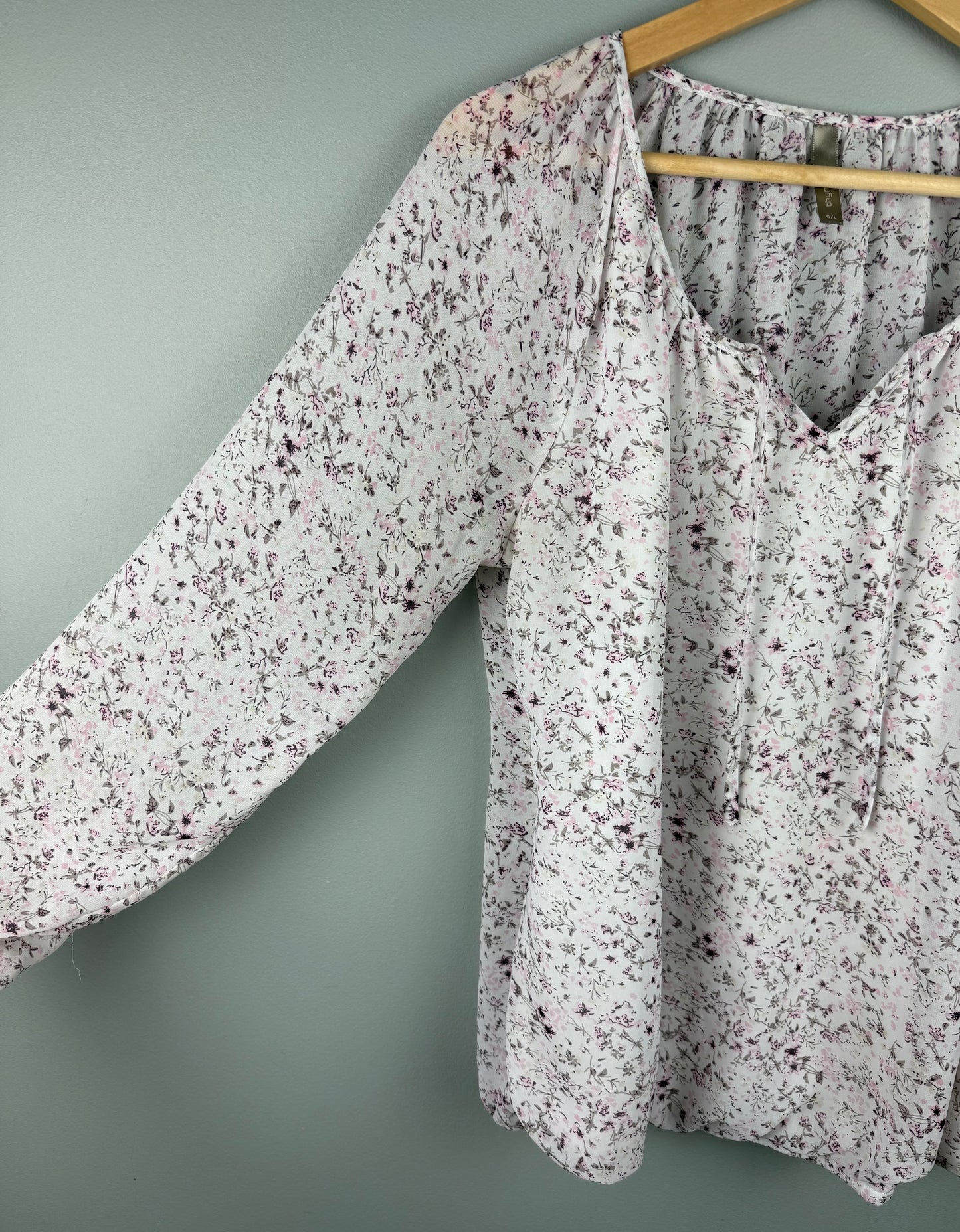 Thyme Maternity Large Floral Shirt