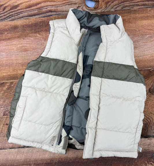 Gap 2T Reversible Puffer Vest