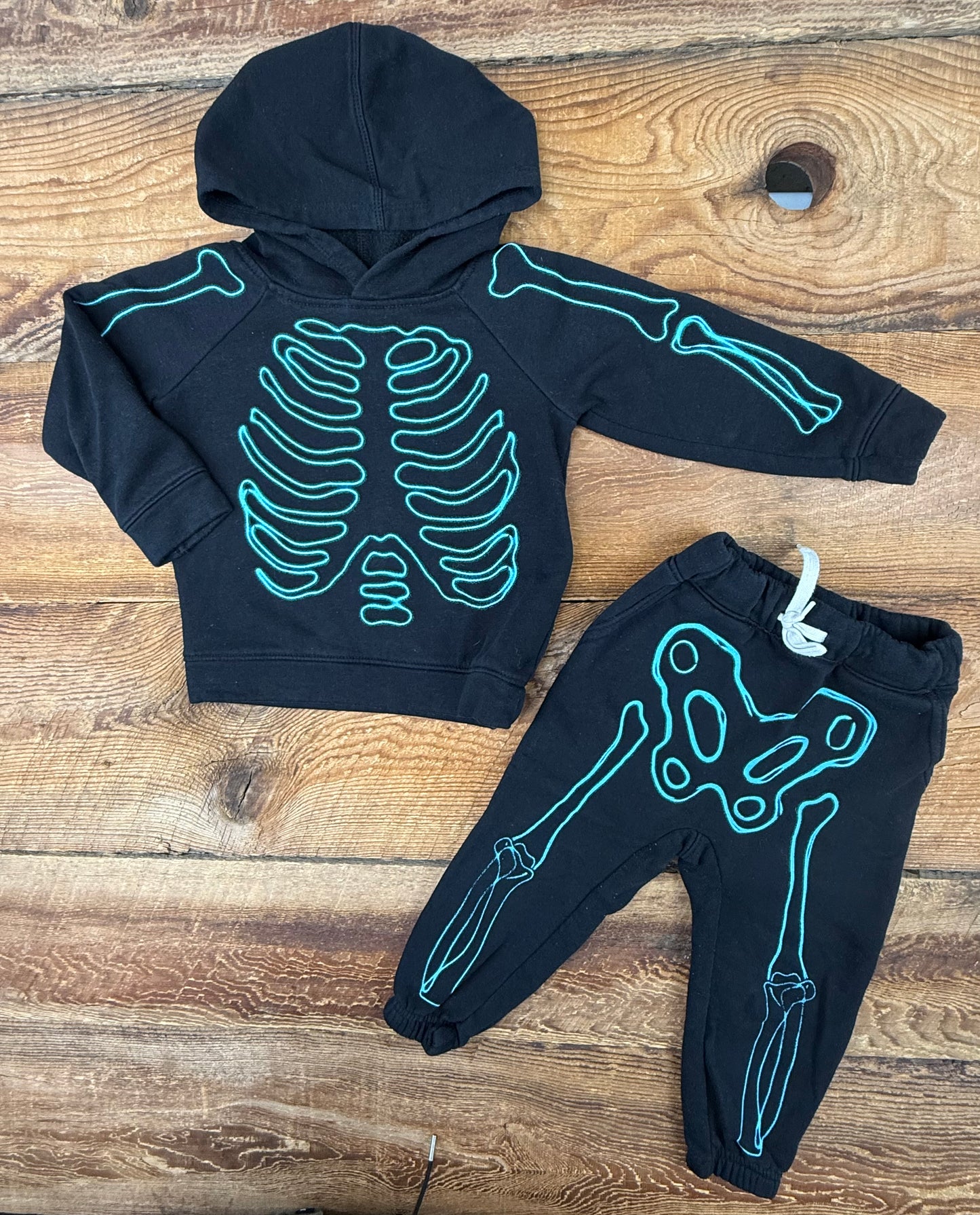 Old Navy 2T Skeleton Outfit