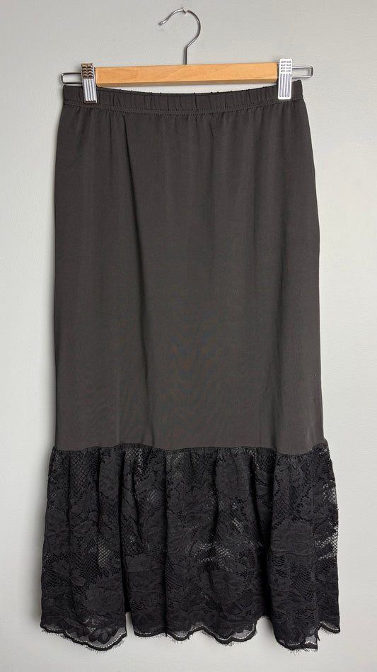 Women's Small Lace Skirt Slip