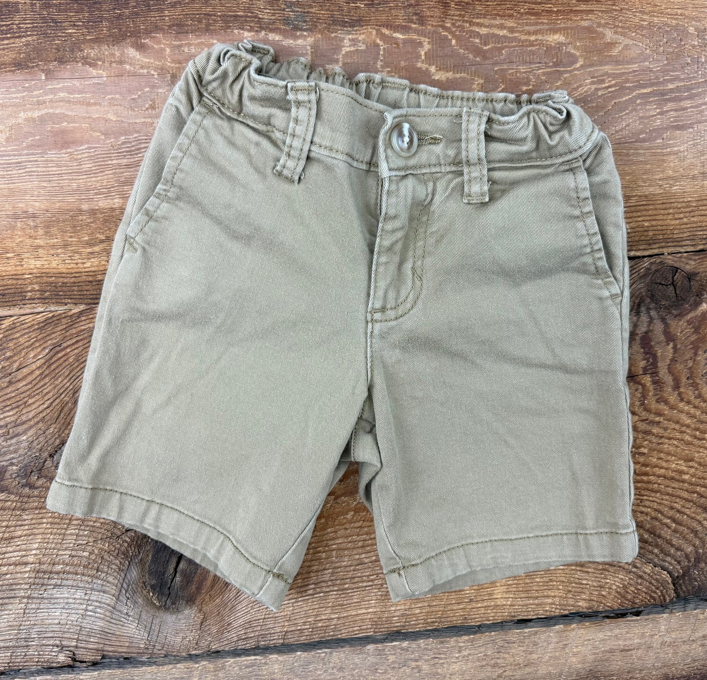 Old Navy 3T Khaki Short