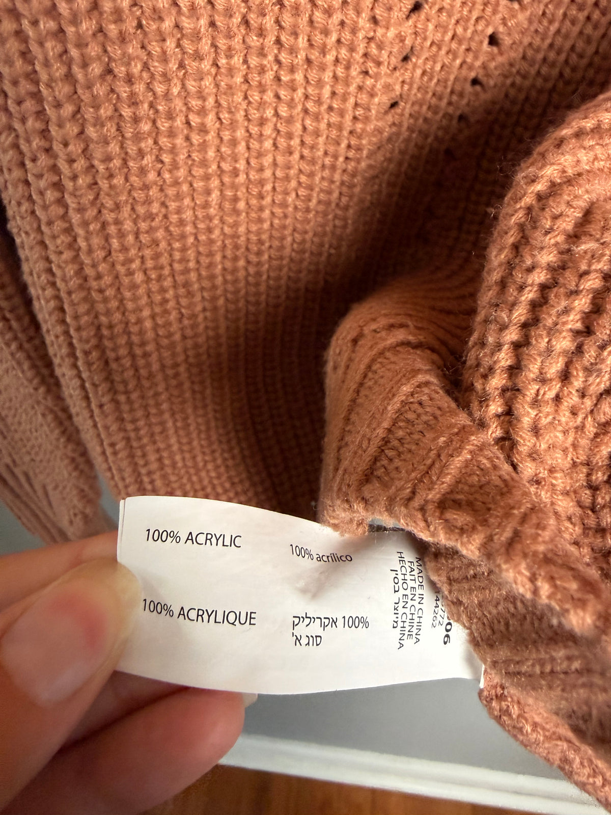 Black Tape Women's Large Knit Sweater