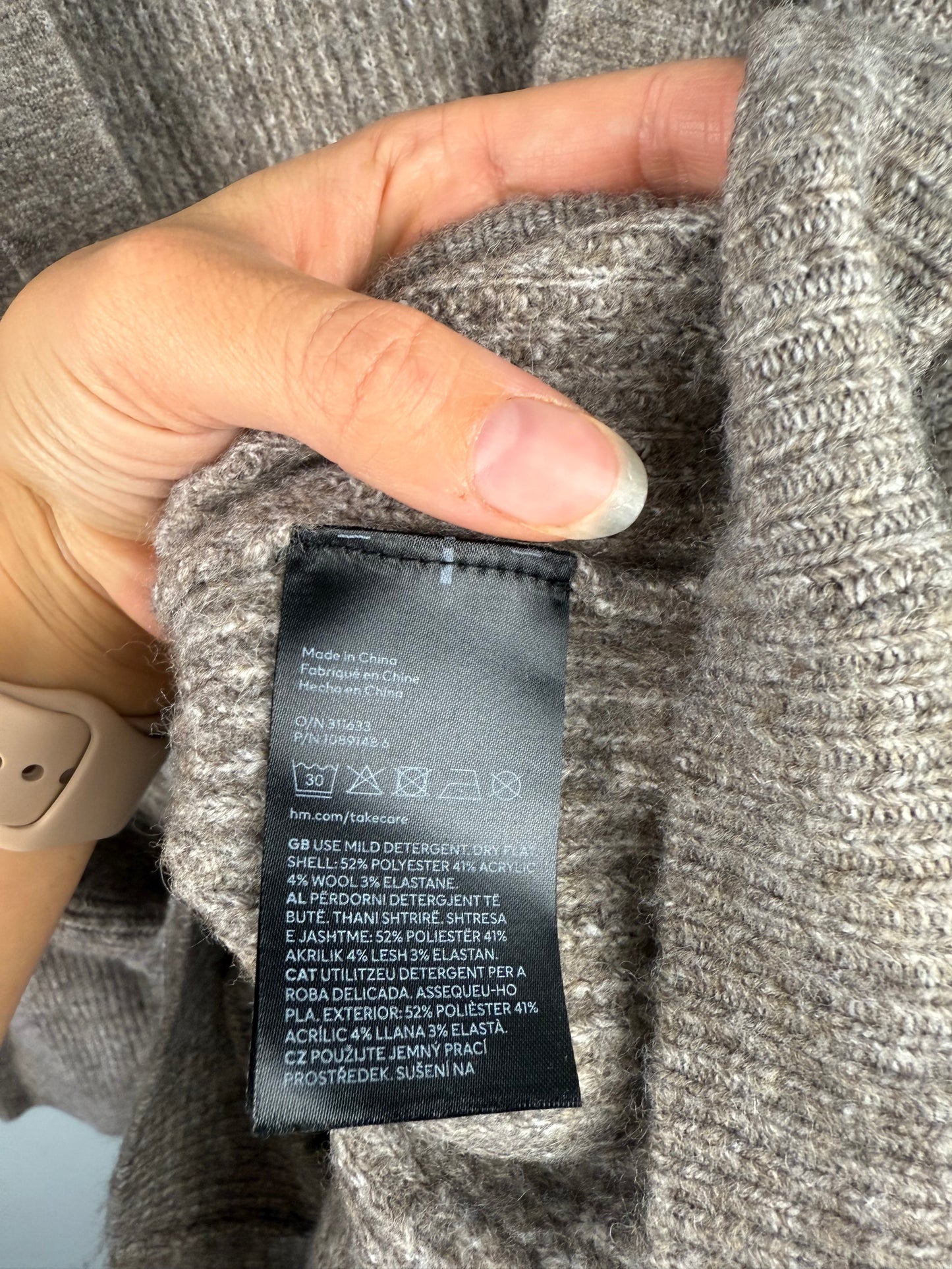H&M Women’s XXL Wrap Sweater
