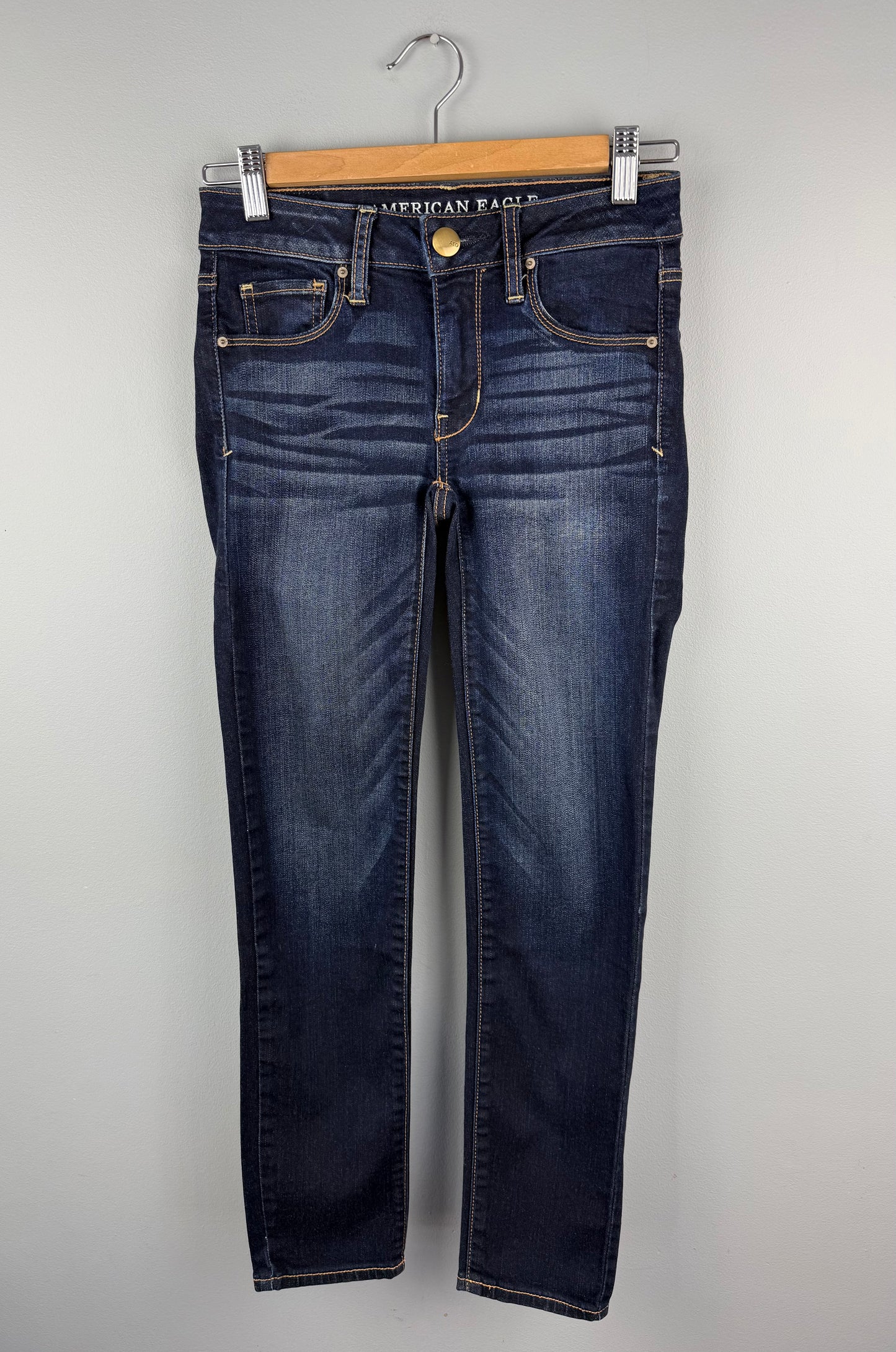 American Eagle Women’s 00 Short Super Stretch Jean