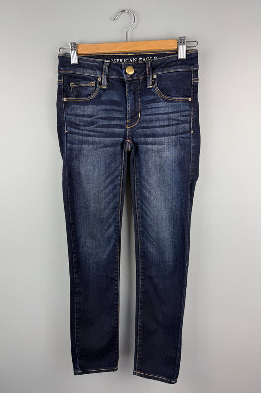 American Eagle Women’s 00 Short Super Stretch Jean