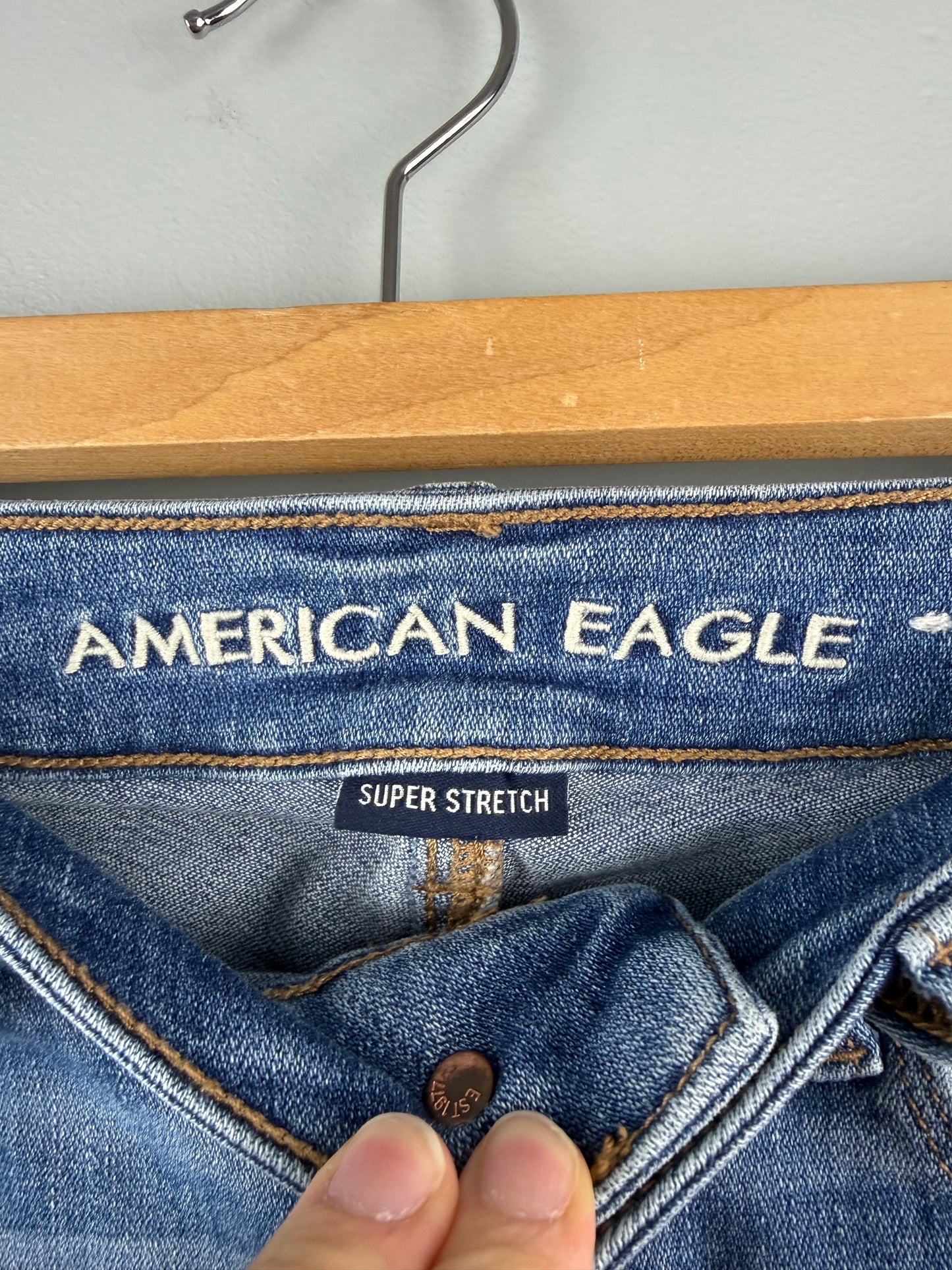 American Eagle Women’s 0 Short Stretch Jean