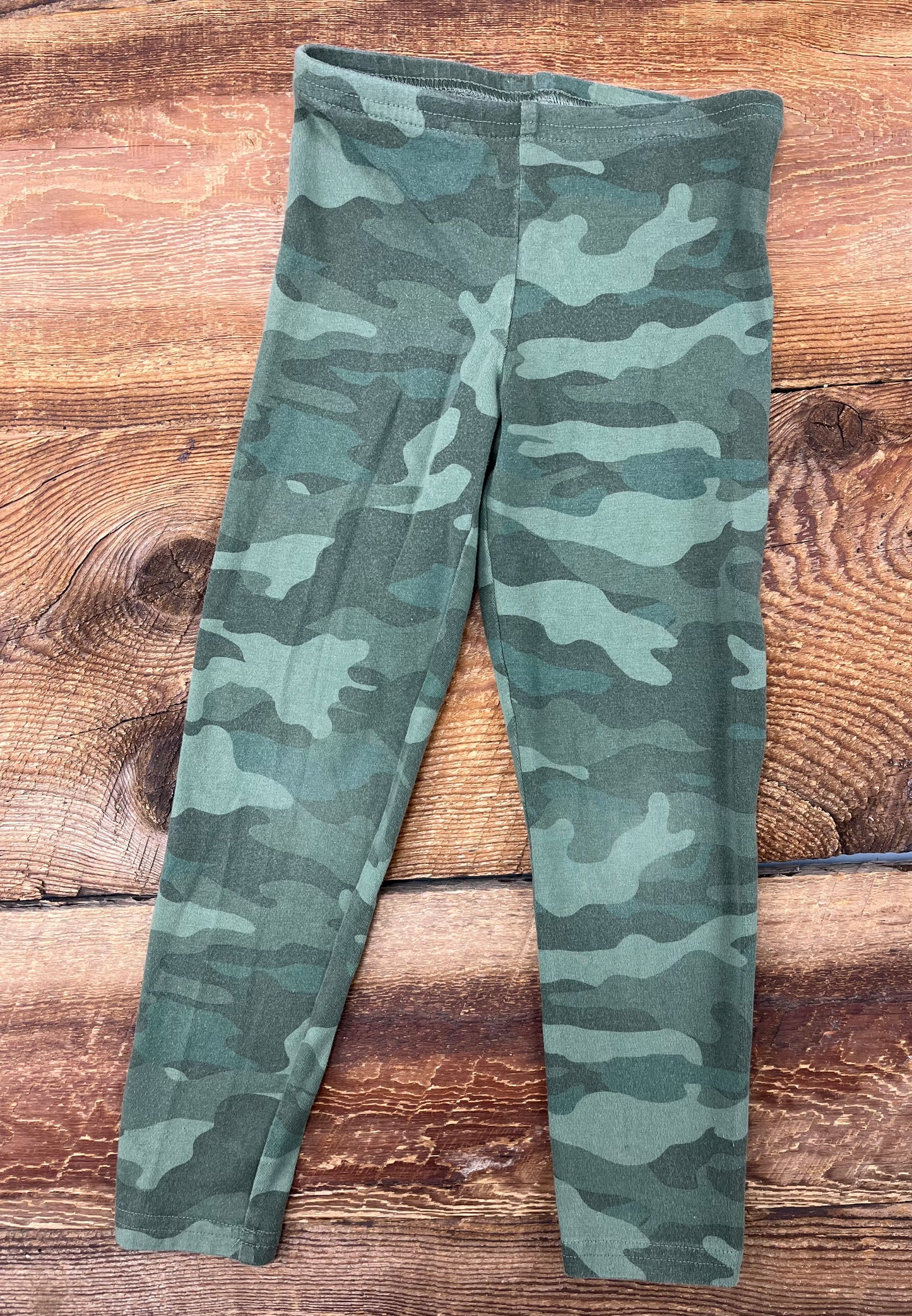 Old Navy XS (5) Camo Legging