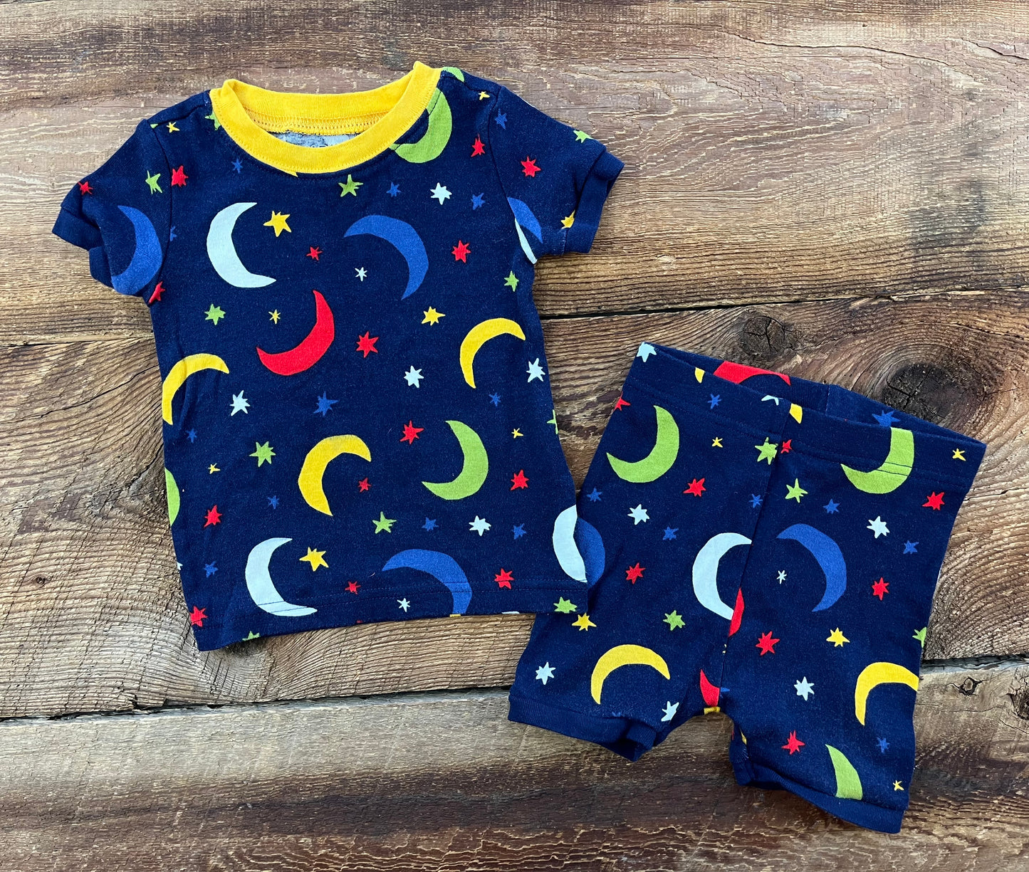 Old Navy 12-18M Moon Pajamas