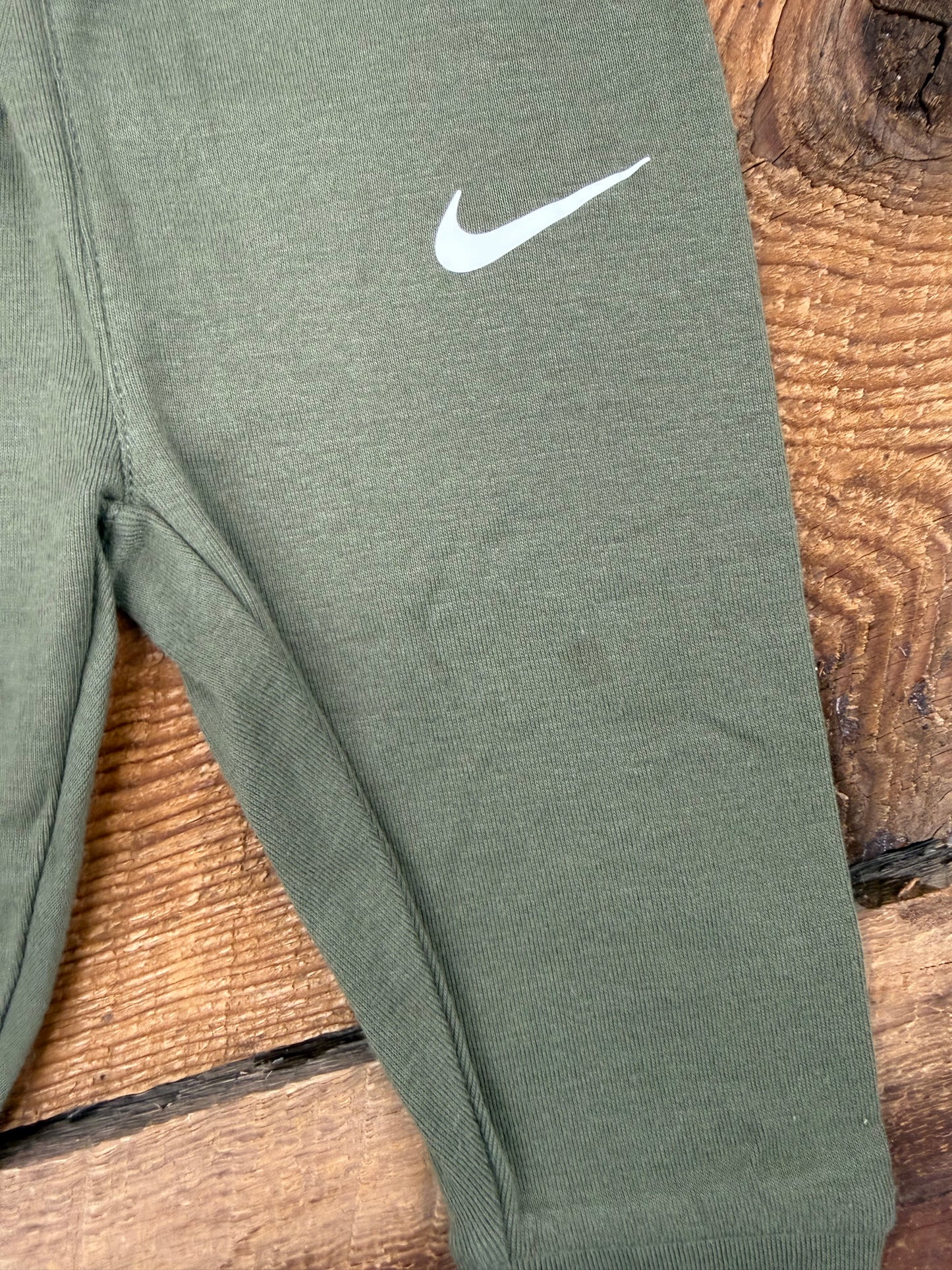 Nike 6M Outfit