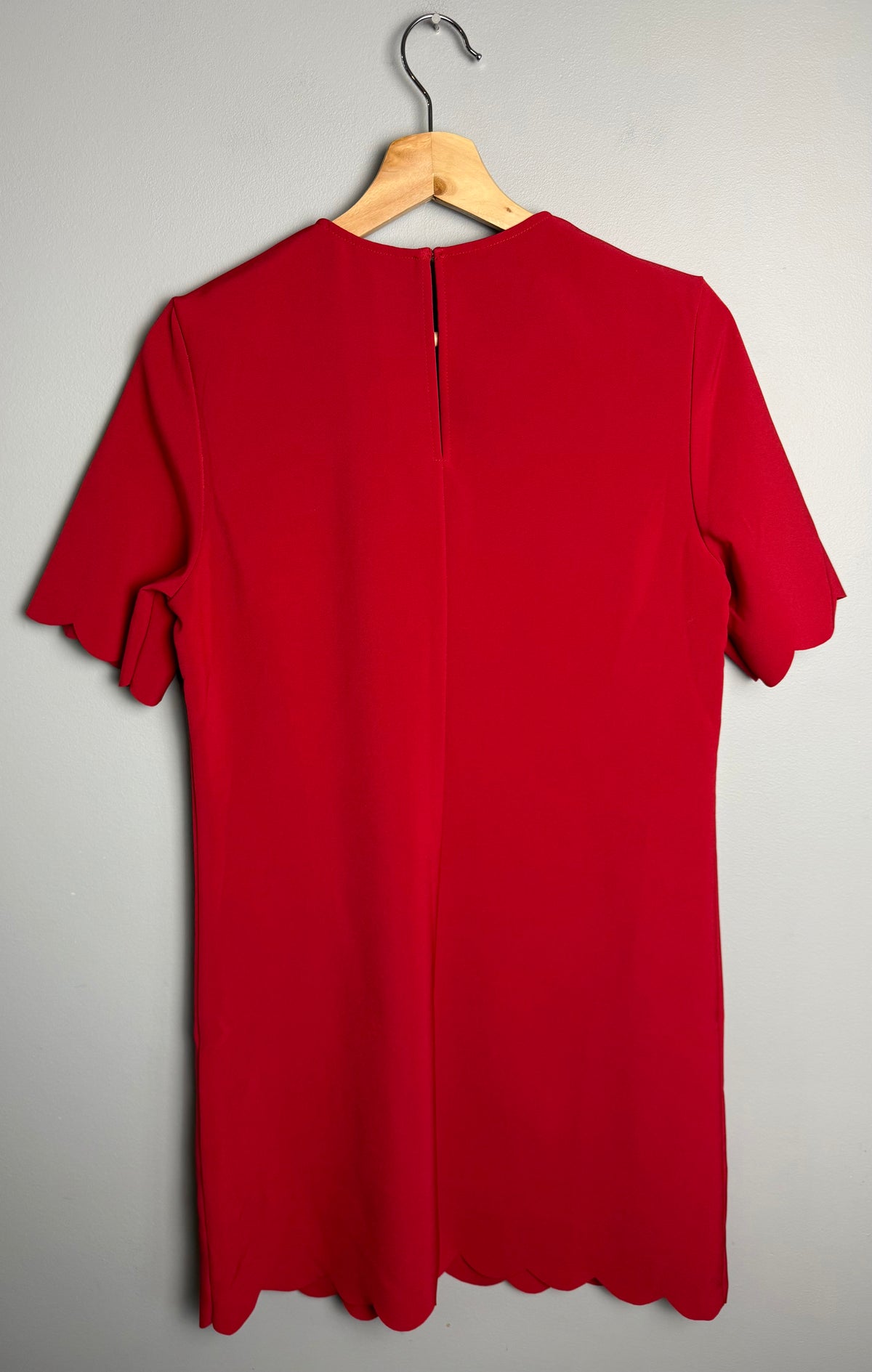 H&M Women’s Small Scalloped Dress