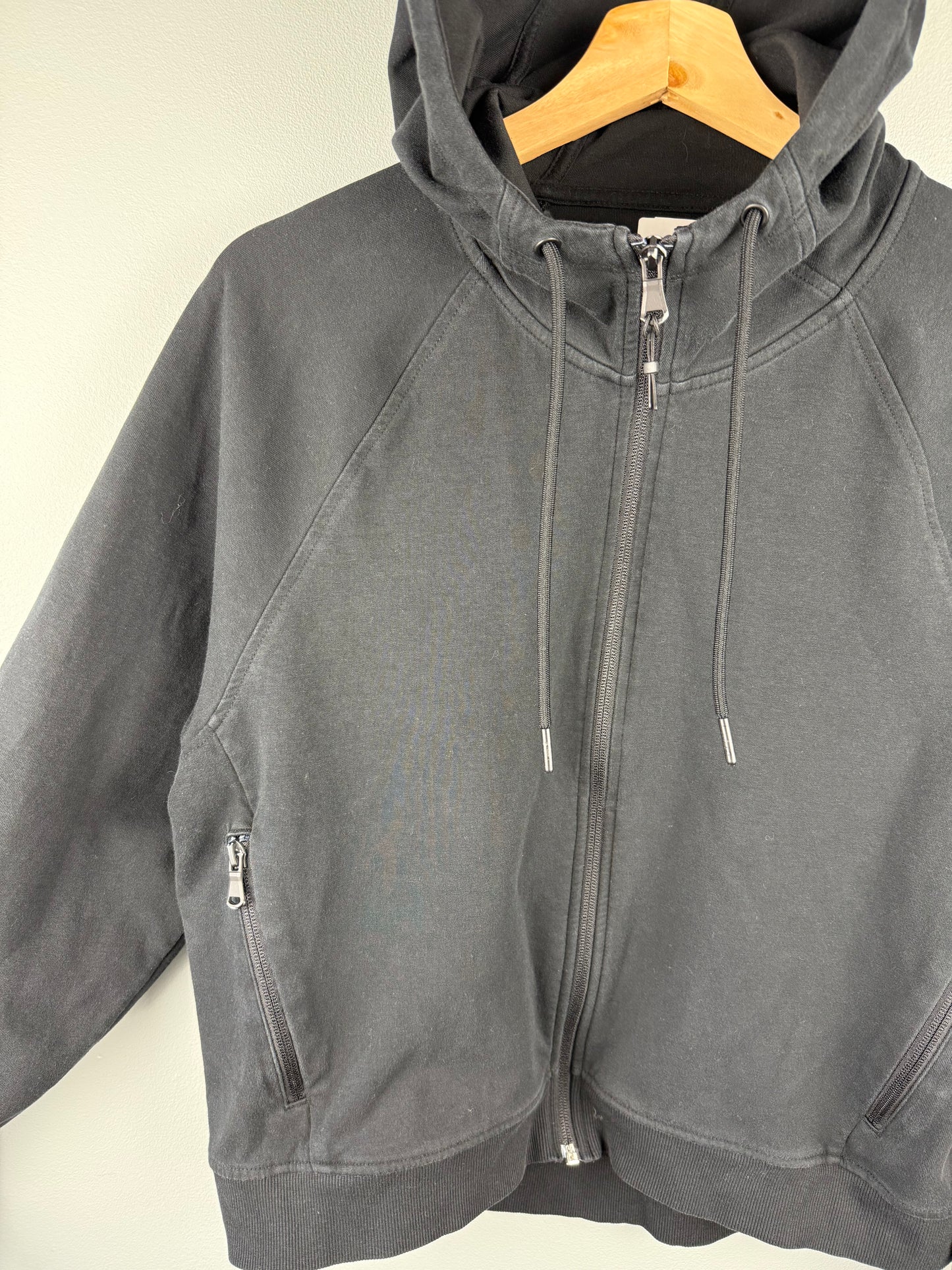 Old Navy Women’s Medium Zip up Hoodie