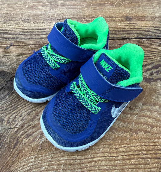 Nike 3C Free 5.0 Running Shoe